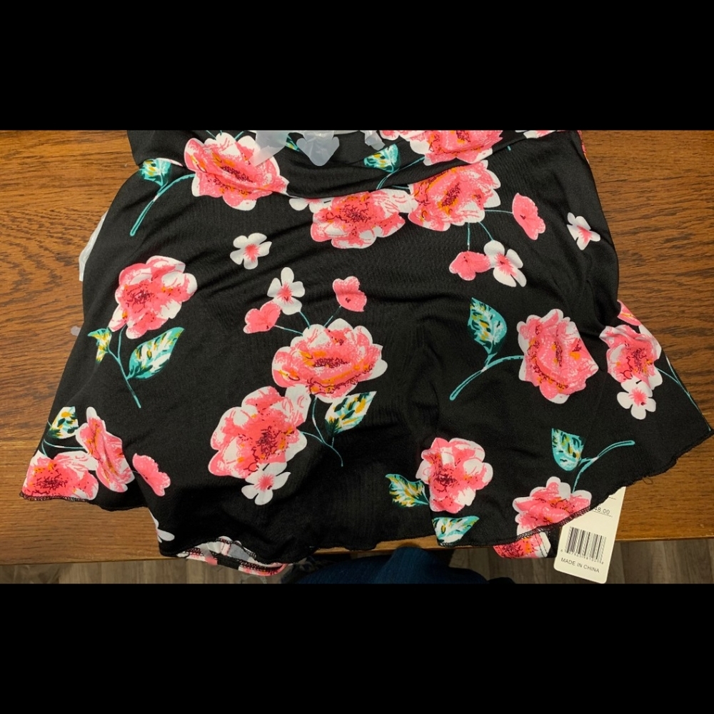 NWT Buzz Swim Dress sz M Black & Pink‎ Floral Swim Dress - Picture 6 of 9